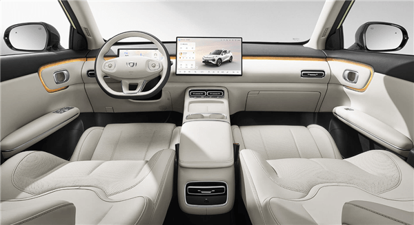 全系寧德時(shí)代電池續(xù)航506km 新款長安啟源Q05上市：8.99萬起