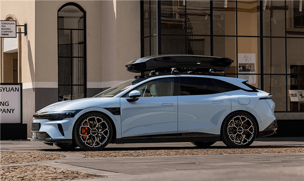 全域900V高壓架構(gòu)打造 煥新極氪007/007GT上市：限時19.39萬起
