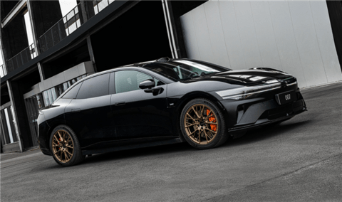 全域900V高压架构打造 焕新极氪007/007GT上市：限时19.39万起