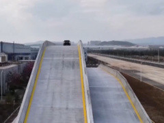 国内首座高原汽车测试场昆明启用，助力汽车出口增长