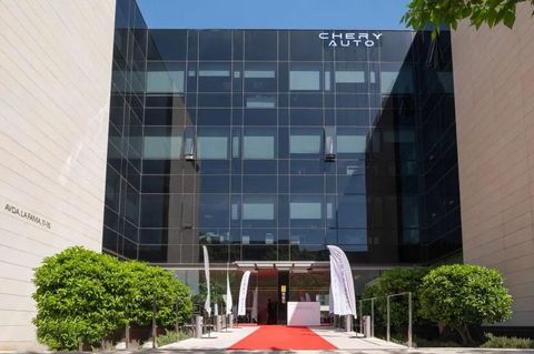 E周看点 | 港股固态电池第一股来了；大众汽车今年推13款新能源车