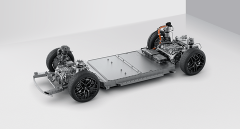 告别“选择题”：一款旗舰轿车背后的体系化创新逻辑