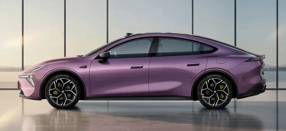 京东与深蓝达成合作，推出深蓝L06增程版