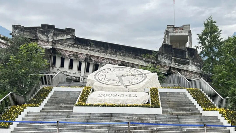 中国新能源汽车，接住了这泼天富贵