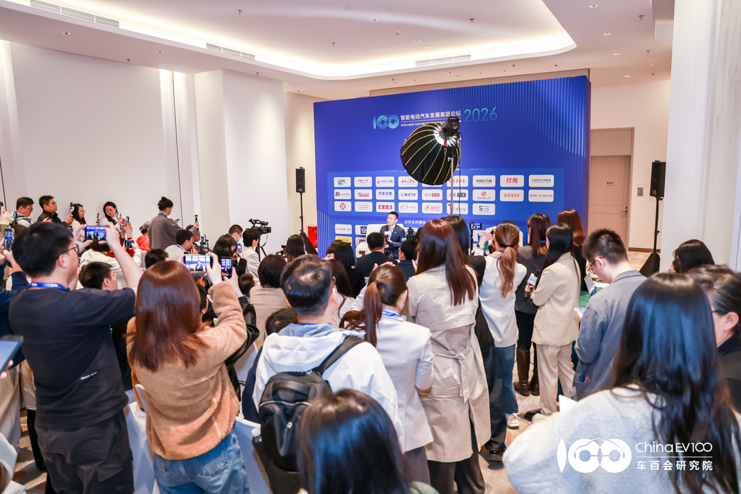 蔚来赚钱了，但李斌没空庆祝