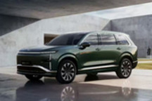 五菱星光L更多官图及配置曝光 北京车展亮相