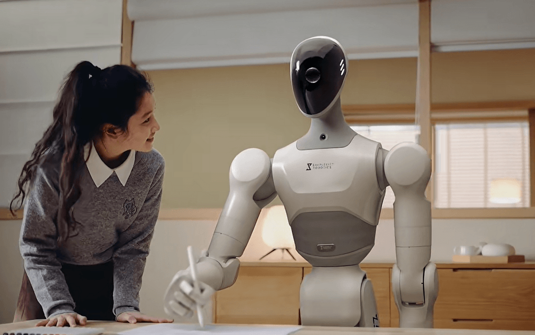 具身机器人牌桌上，坐满了“智驾人”