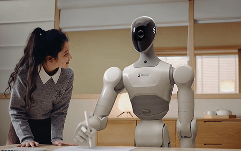 具身机器人牌桌上，坐满了“智驾人”