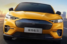 福特电动汽车最高负责人将离职，公司启动大规模重组