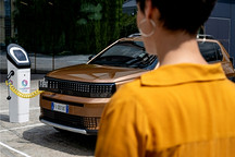 曝Stellantis拟与东风集团在中欧开展整车制造合作