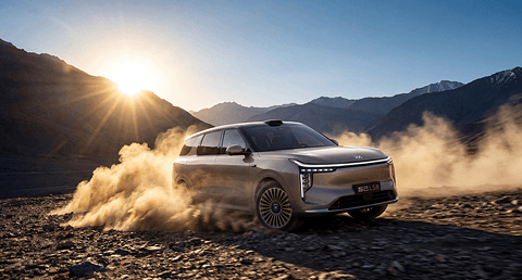 24.98万元起，智己LS8震撼上市！30万内唯一线控转向