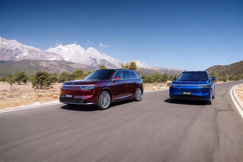 上市一年交付破17万辆，问界M8强势重塑40万级SUV市场格局