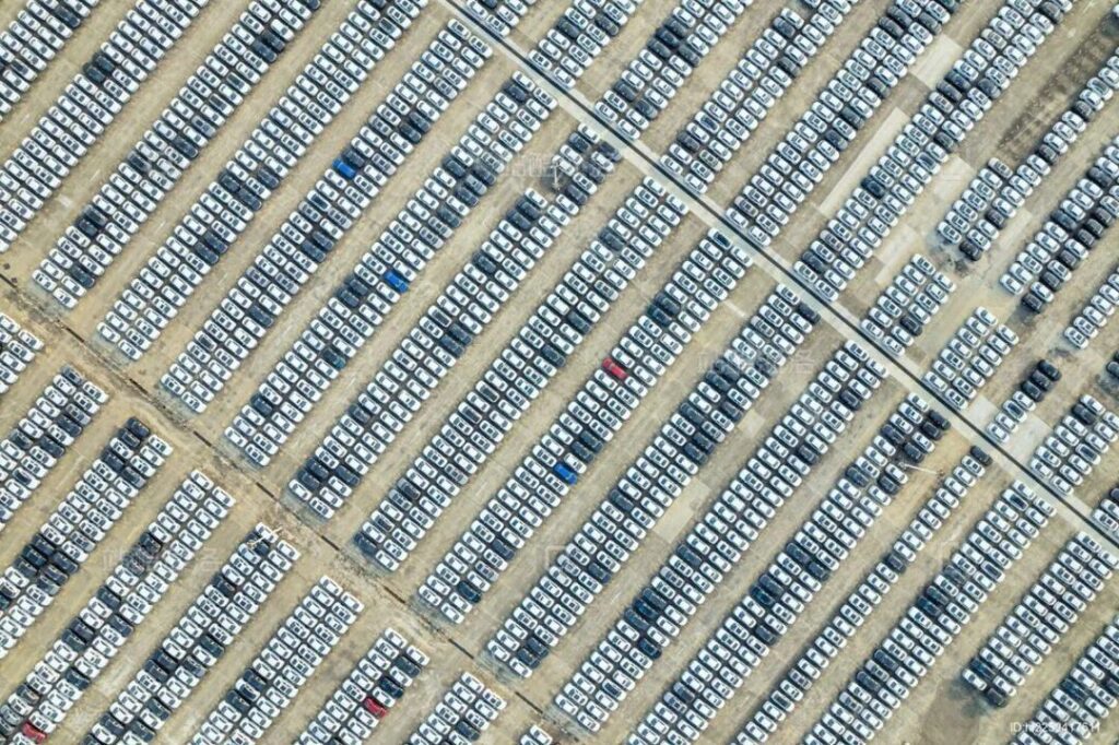 当汽车不再“买定离手”，服务的全生命周期竞赛开始了