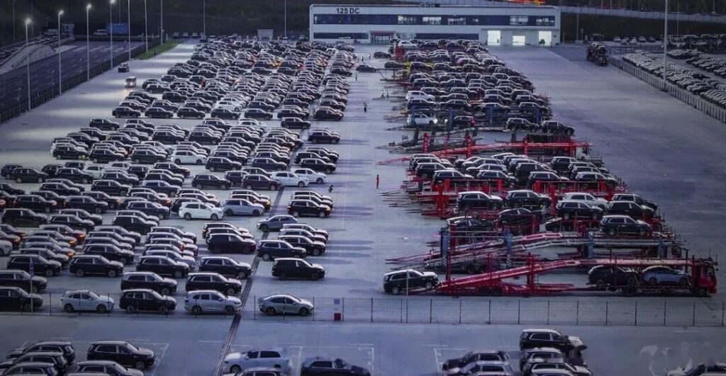 当汽车不再“买定离手”，服务的全生命周期竞赛开始了