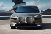 宝马i7改款将搭载第六代电池，全生命周期碳排放降低约33%