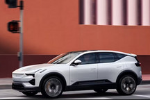 需求疲软叠加关税冲击，极星录得史上最大亏损