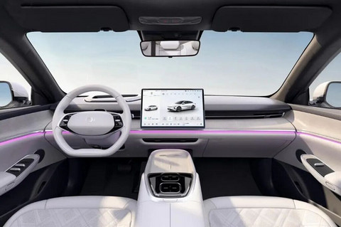 套路用尽，汽车圈再无新故事