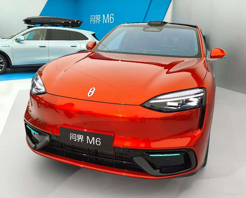 鸿蒙智行掀桌子：一次掏五款，从20万打到70万