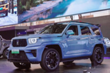 定义豪华新标杆 全新坦克700亮相北京车展