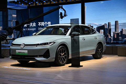 北京车展首日 ID. ERA 9X 即将上市，上汽大众发布混动双擎战略！