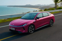 北汽极狐S3开启预售： 6.48万元起