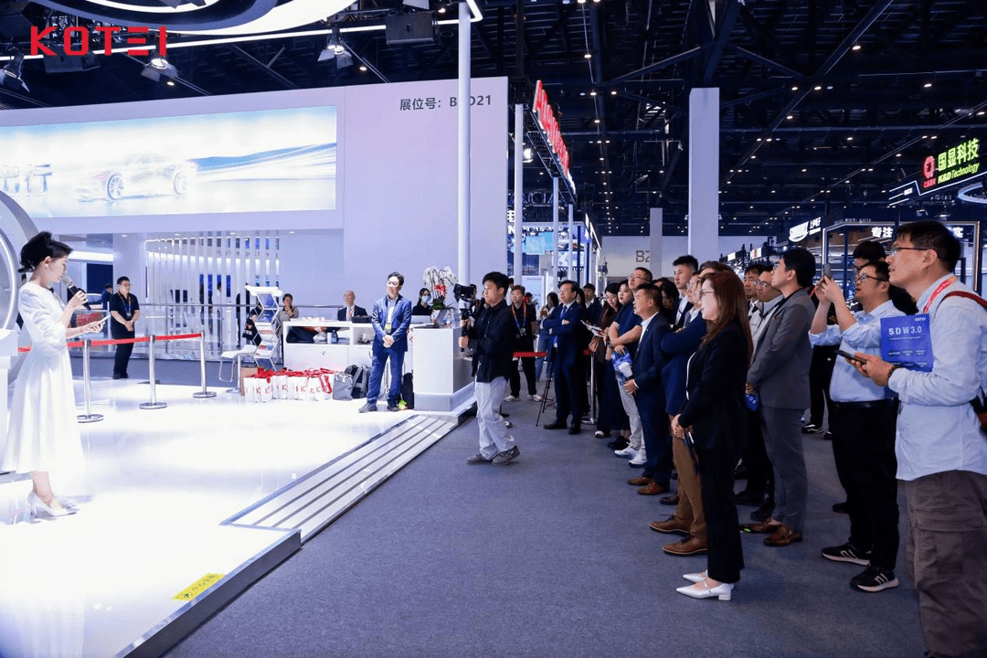 光庭信息SDW AIKO正式发布，让汽车软件开发进入AI原生新纪元