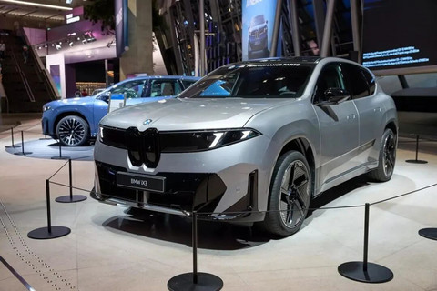 新能源还搞起“窝里斗”？