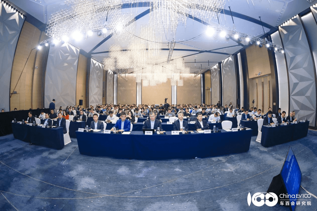 第二屆自動駕駛產業(yè)發(fā)展論壇召開，探索發(fā)展與安全新路徑