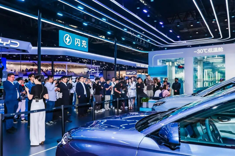 车展没有“死”