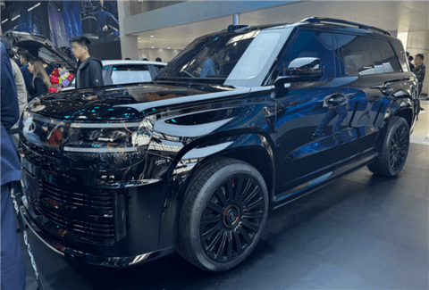 瑞虎X概念车亮相北京车展！奇瑞把旗舰搬上台面 外观设计是一绝