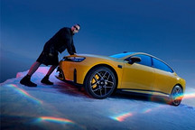 天生爱不同，smart登陆2026北京车展 精灵6号18.99万元起开启预售