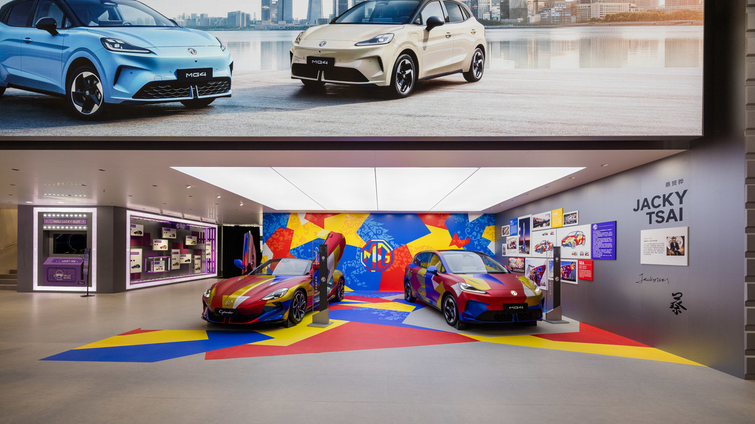 半固态电池、高速NOA等齐下探，10万内纯电车打响技术平权战