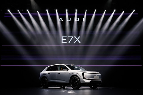 全系标配900V高压超充平台 上汽奥迪E7X预售：28.98万起