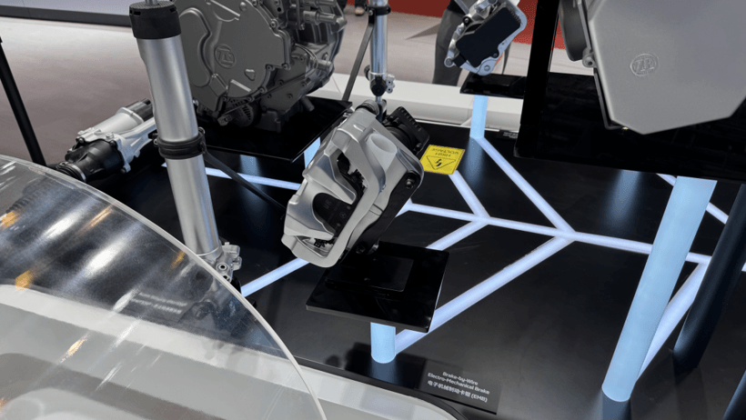 传统刹车用了100年，为什么突然被“干掉”了