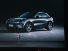 小米YU7“真·标准版”发布：23.35万起，643km续航挑战特斯拉ModelY