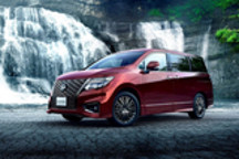 日产全新Elgrand即将发布 挑战丰田Alphard