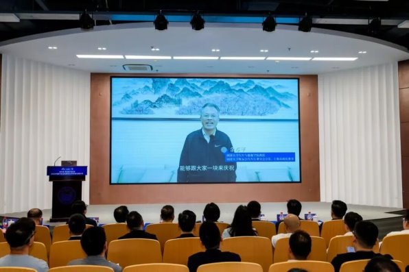 看见中国汽车的“同济”力量！2026中国汽车论坛同济大学专场主题论坛在上海嘉定召开