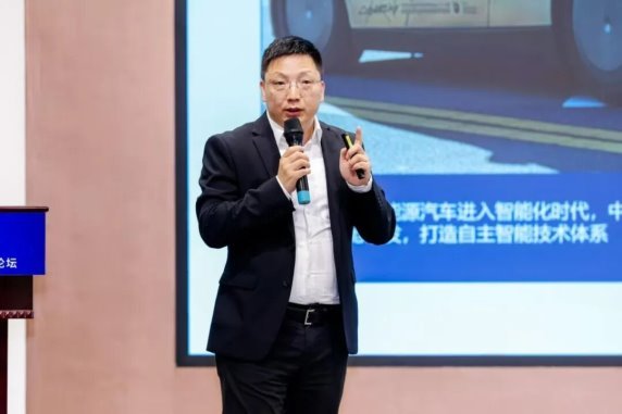 看见中国汽车的“同济”力量！2026中国汽车论坛同济大学专场主题论坛在上海嘉定召开