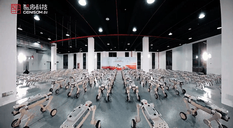 智身科技具身机器人突破万台量产大关