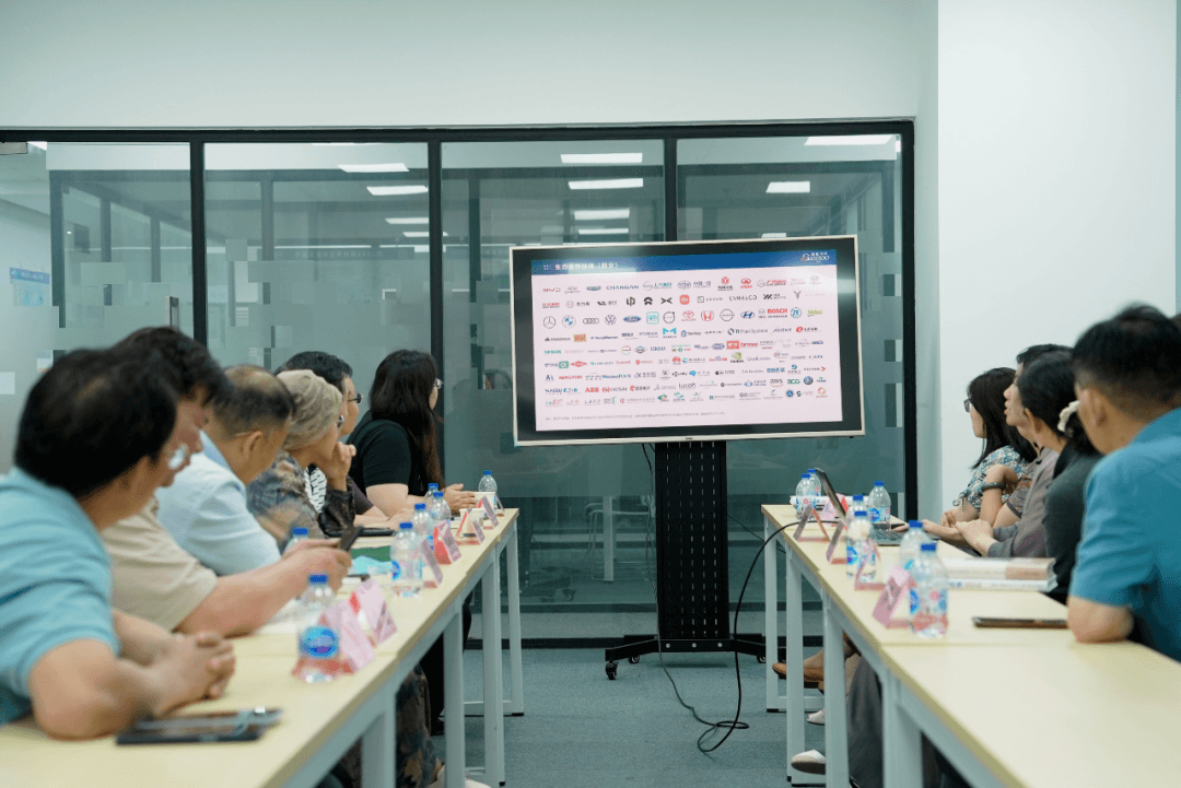 深化交流丨中南大学外国语学院李涛书记一行来访盖世汽车