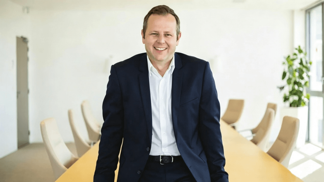 前外资Tier 1高管Frank Huber加盟睿博，中国车灯全球化再提速