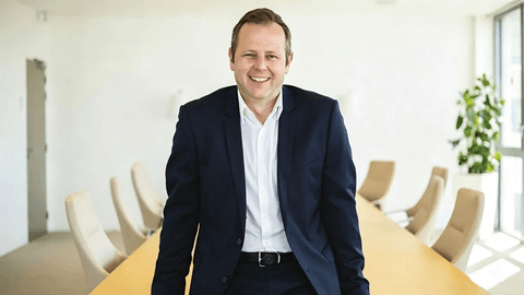 前外资Tier 1高管Frank Huber加盟睿博，中国车灯全球化再提速
