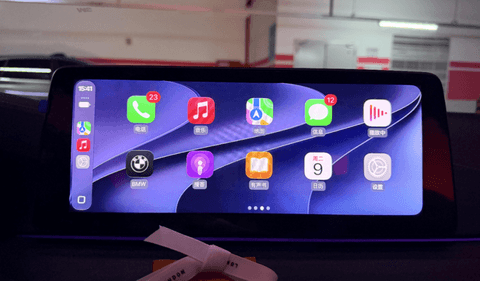 首试新版 CarPlay：苦等一年，依旧“半成品”