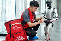 京东联手机时租，搭建机器人全链路服务体系