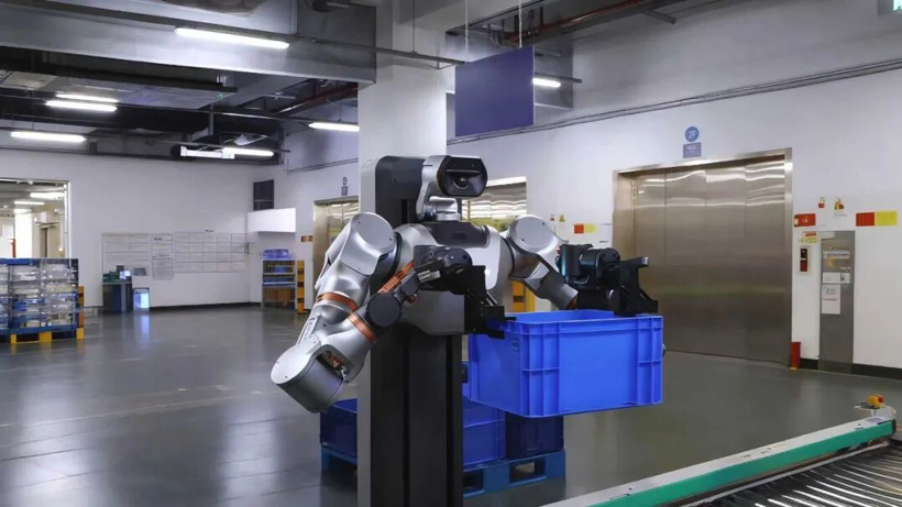 小智一周要闻 | 仙工智能正式登陆港交所；银河通用Galbot S1进入宁德时代打工