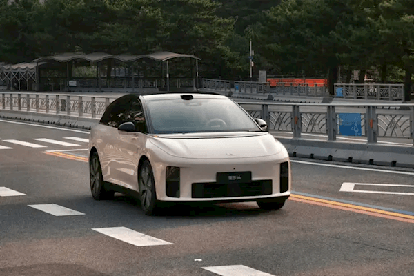 理想汽车6月交付30,895辆!i6已蝉联四个月中大型SUV销冠