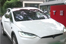 特斯拉故障官方3次修不好 外面维修店1600搞定！车主要退款