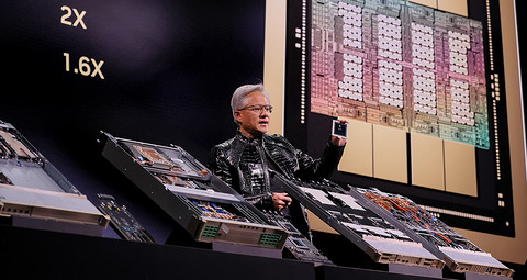 英伟达CEO黄仁勋访日达成多项合作，聚焦“具身AI”与本土化基础设施建设