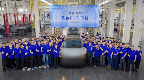 现在还敢入局造车，晚了还是疯了？