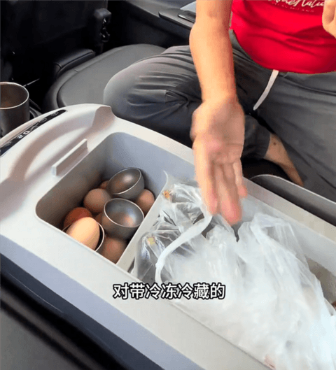 男子爆改电动车为“移动的家”：洗衣做饭洗澡上厕所一站式解决
